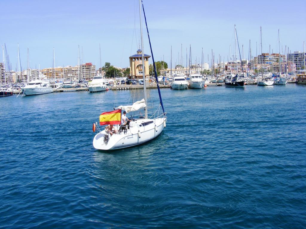 Apartamento Berry Playa Naufragos Torrevieja Exterior foto
