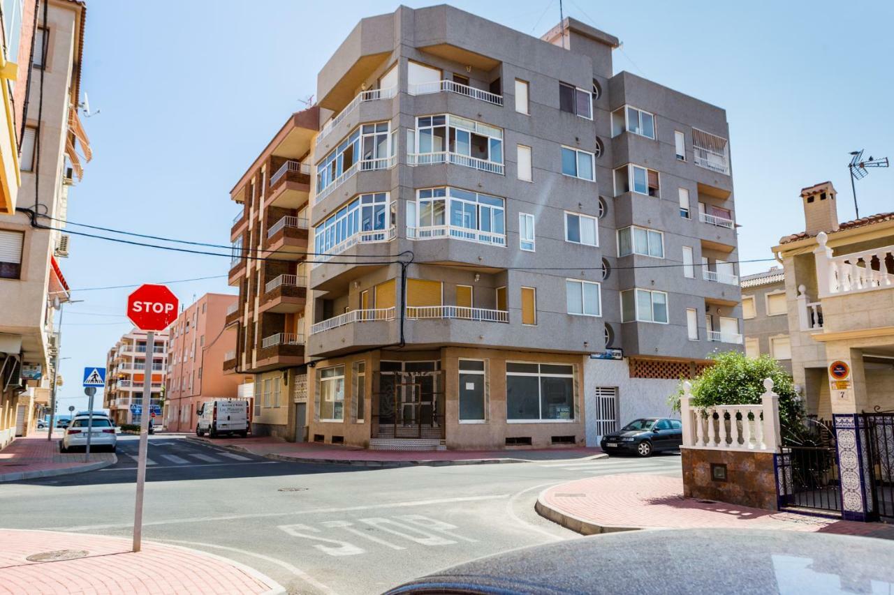 Apartamento Berry Playa Naufragos Torrevieja Exterior foto